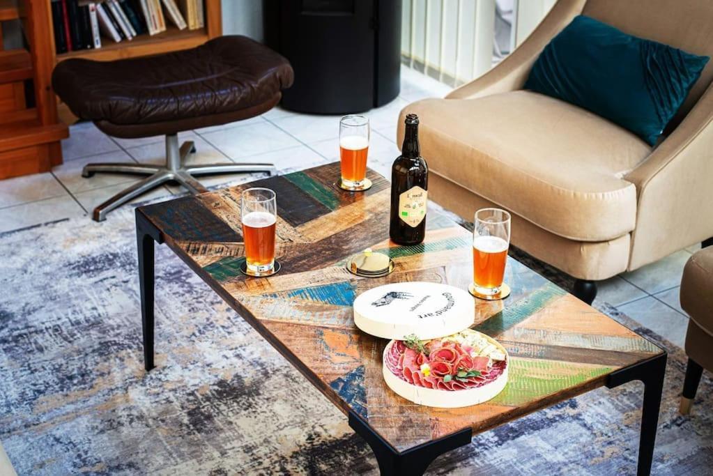 La Coquette ! Maison Au Coeur De La Bresse Avec Veranda Barbecue Garage Baby-Foot Et Barre De Son Екстериор снимка